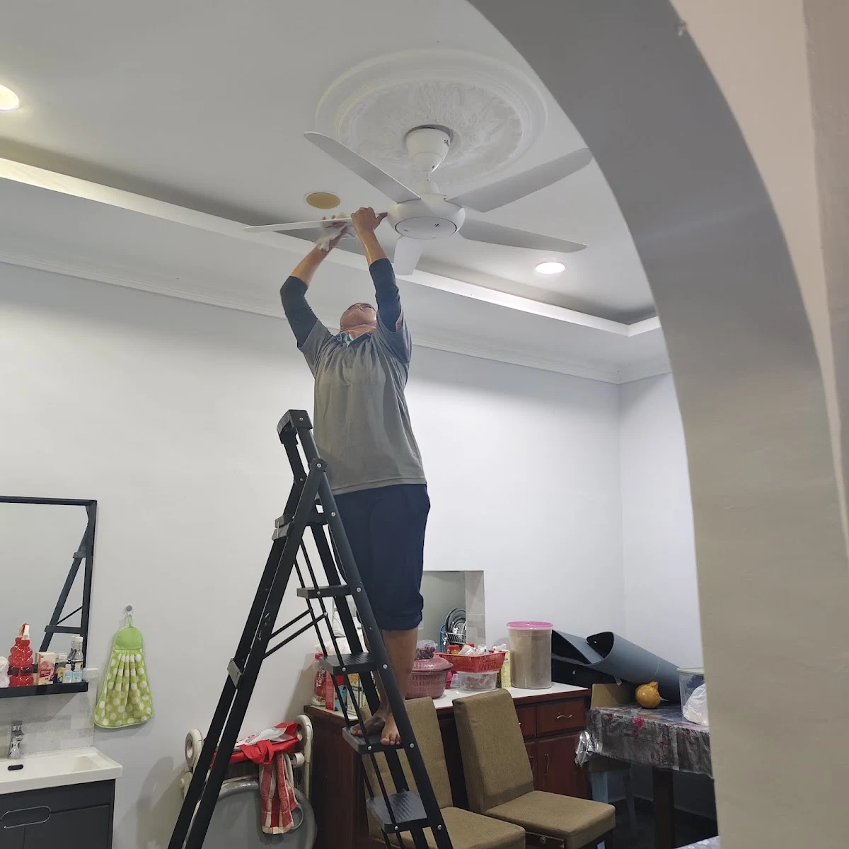Lavo Cleaning Services cleaning services in Old Klang Road