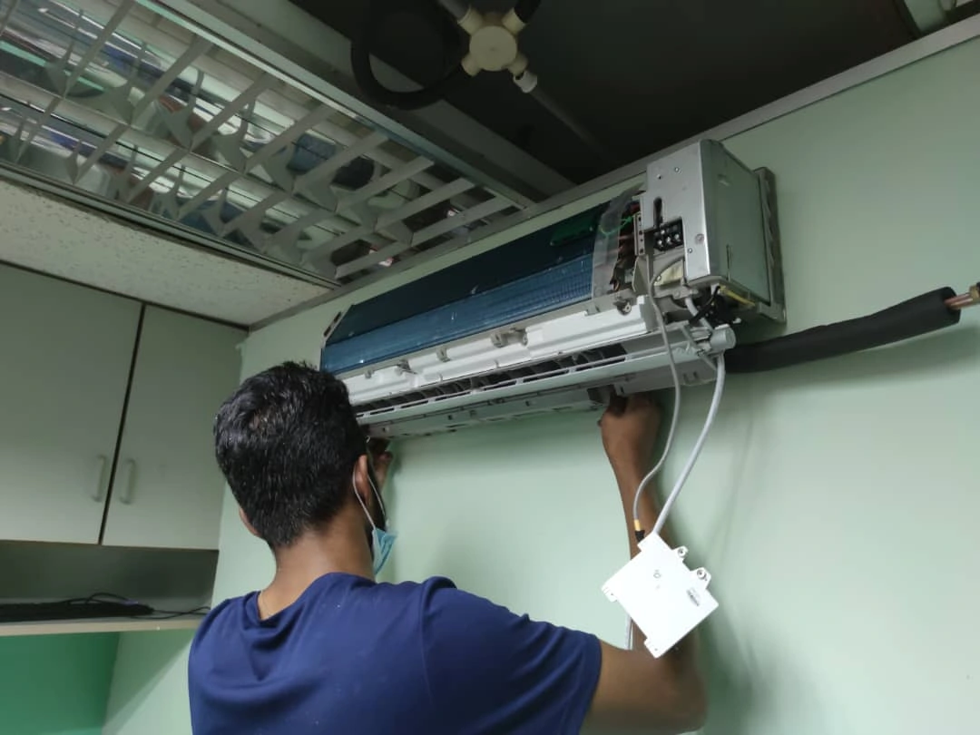 Kelana Jaya Aircon Service aircond service in Petaling Jaya
