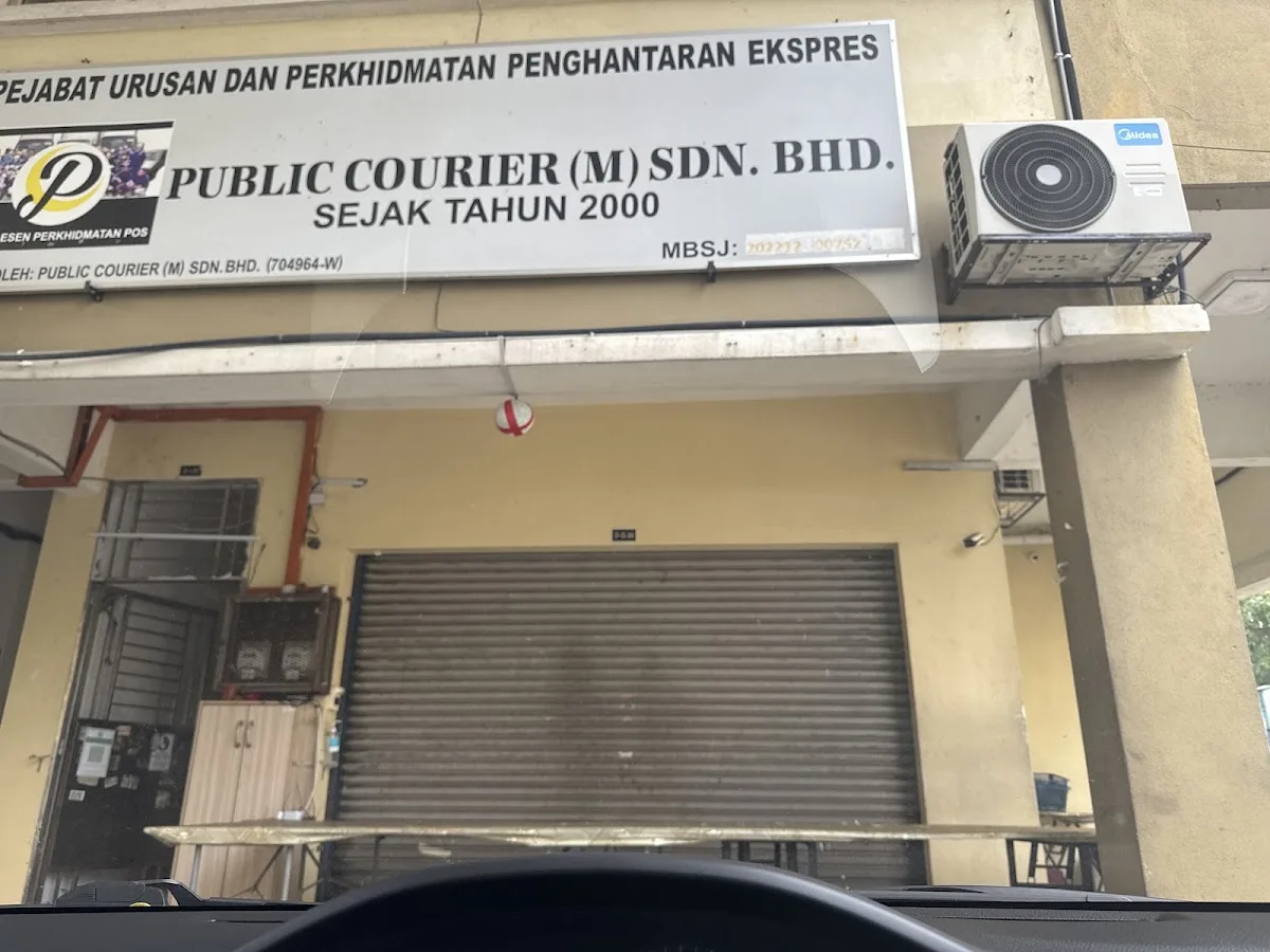 Public Courier (M) Sdn Bhd courier service in Puchong